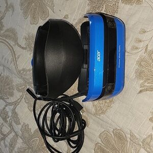 Acer Windows VR Mixed Reality Headset Developer Edition (NO controllers)